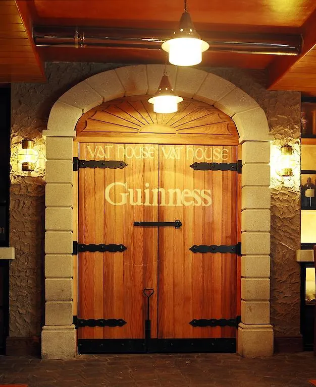 Blooms Hotel Dublin 3*,  Irland